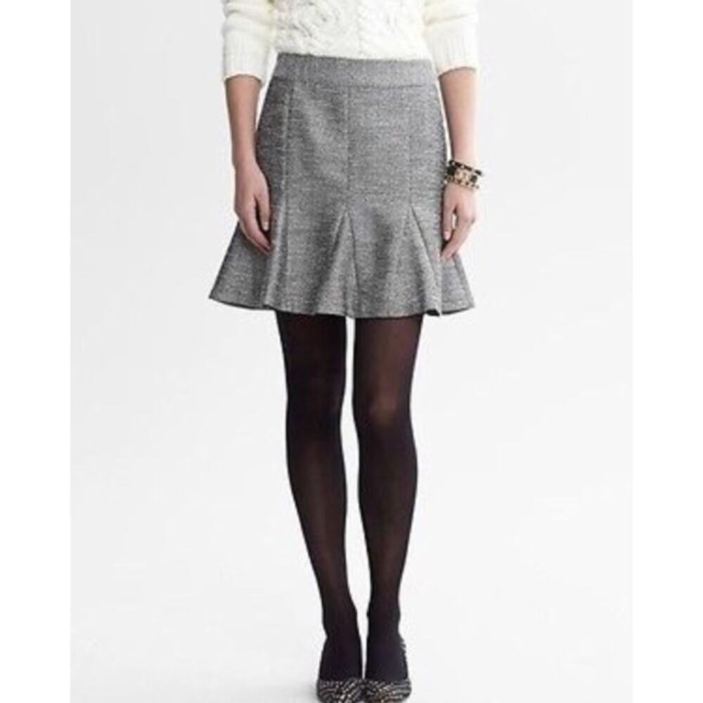 Banana Republic Fluted Silver Mini Skirt Size 10